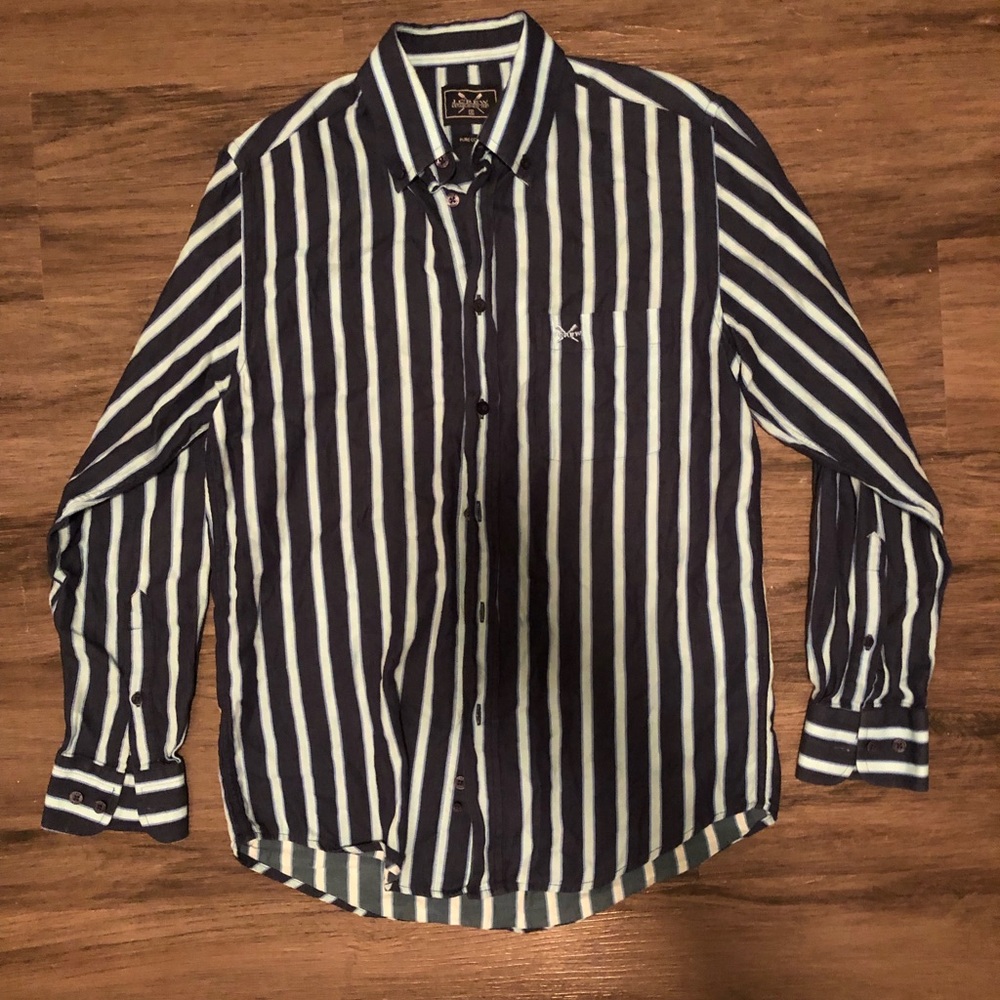 Vintage J Crew Blue Striped Button Down Shirt 😊